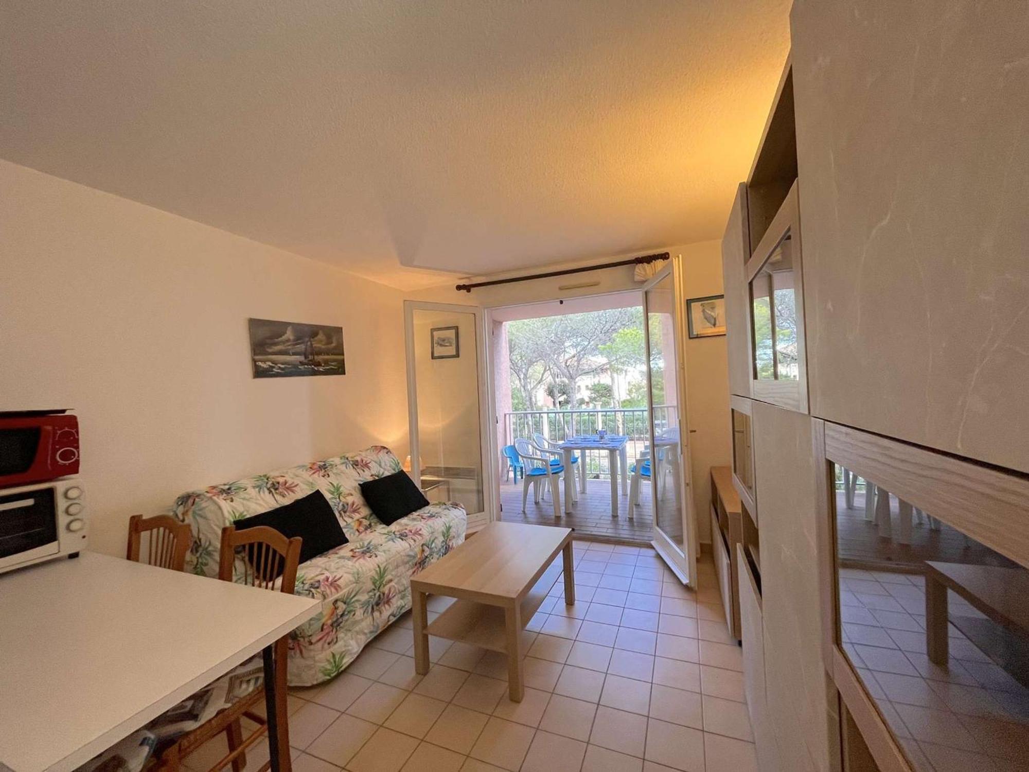 Studio Cabine Avec Piscine, Tennis Et Parking A 400M De La Plage - 4 Couchages, Saint-Aygulf - Fr-1-226A-89 Saint Aygulf Bagian luar foto