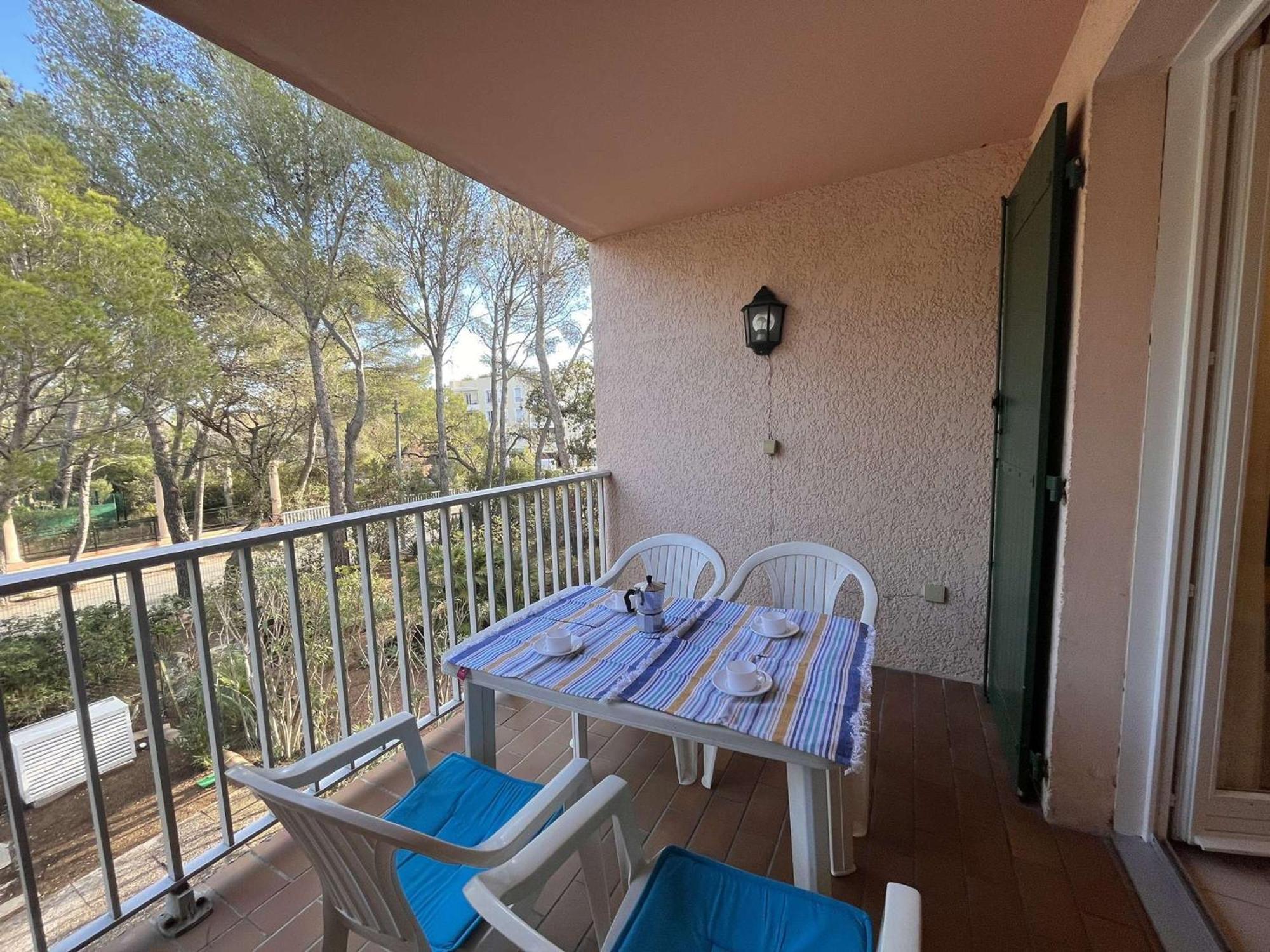 Studio Cabine Avec Piscine, Tennis Et Parking A 400M De La Plage - 4 Couchages, Saint-Aygulf - Fr-1-226A-89 Saint Aygulf Bagian luar foto